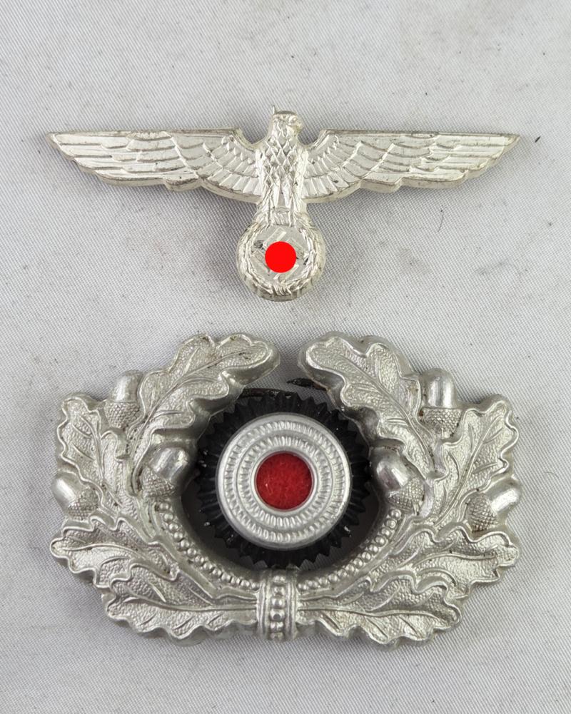 Jeux d'insignes pour casquette de la HEER