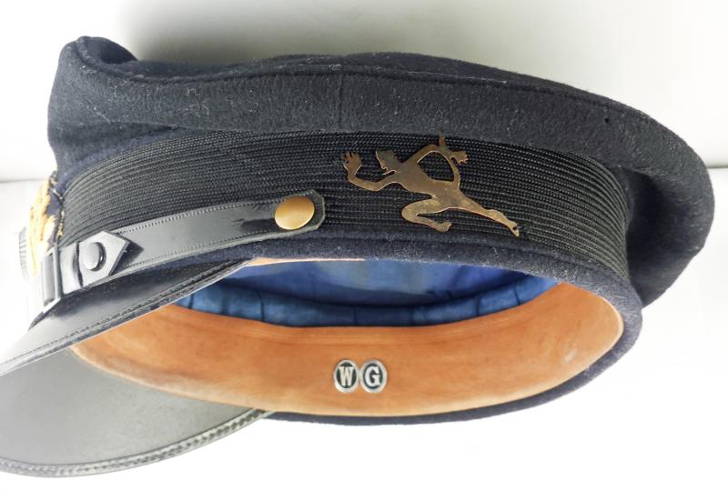Casquette et étui à cigarette