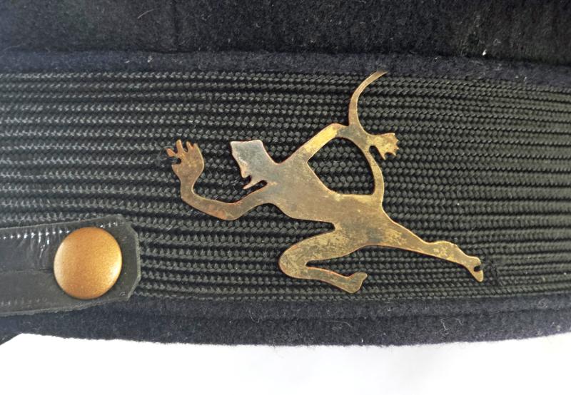 Casquette et étui à cigarette